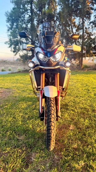 Honda Africa Twin CRF1100L 2026 Tricolor · 1.646km