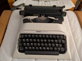 Máquina escribir Olivetti Lettera 10
