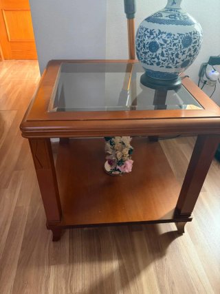 Comedor completo de estilo clasico de madera maciz
