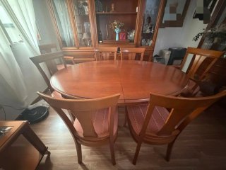 Comedor completo de estilo clasico de madera maciz
