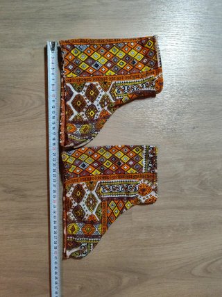 Cubrepatines con estampado geométrico