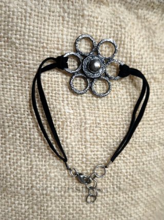 Juego pendientes y pulsera NUEVO