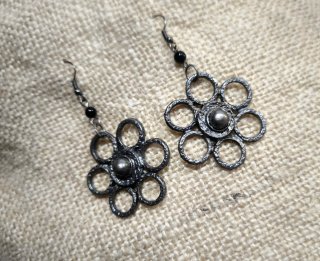 Juego pendientes y pulsera NUEVO