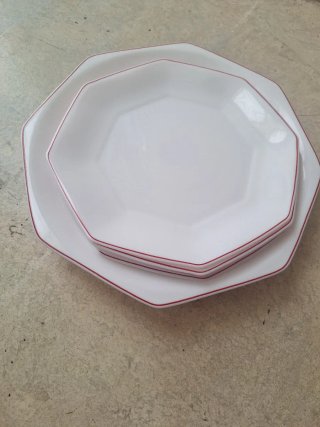 Juego de Platos y Fuente