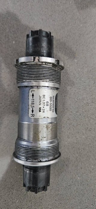 Eje de pedalier Shimano BC1.37 68