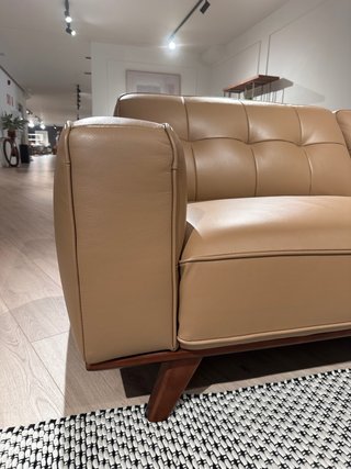 NUEVO REBAJA! Elegante e classico divano Chesterfield in pelle