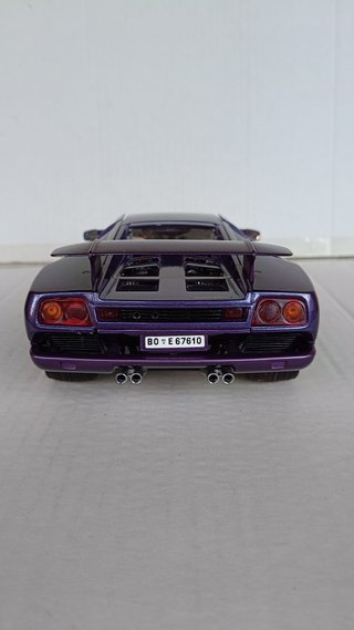1/18 MODELLO LAMBORGHINI DIABLO VIOLA BURAGO