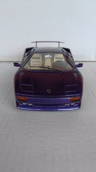 1/18 MODELLO LAMBORGHINI DIABLO VIOLA BURAGO