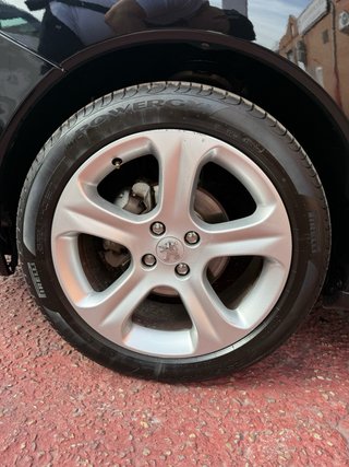 Peugeot 3008 Sport Pack 12 MESES DE GARANTIA
