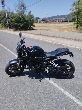 Honda CB650R (2019)