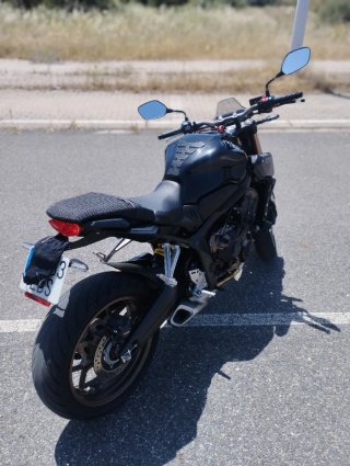 Honda CB650R (2019)