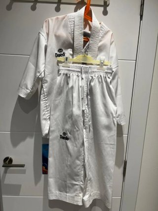 Kimono Taekwondo Daedo Blanco talla 100-120cm