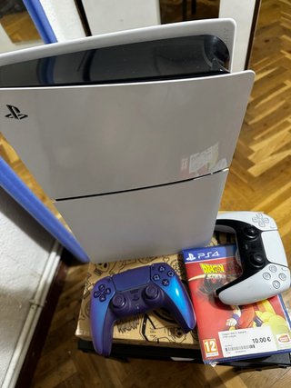 PlayStation 5 Slim 1TB con 2 Mandos y Juego