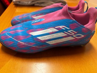 Botas de fútbol Adidas F50 talla 33,5