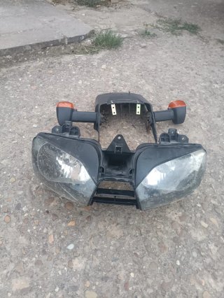 Tubo de escape e intermitentes Yamaha YZF-R6