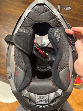 Casco LS2 Explorer Carbon con Cardo