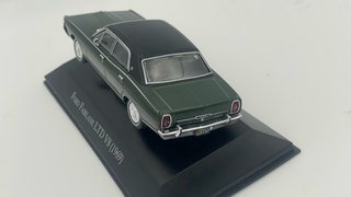 (!) Ford Fairlane LTD V8 - Ixo 1/43