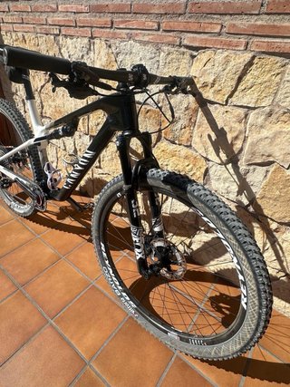 Bicicleta Canyon Lux CF7