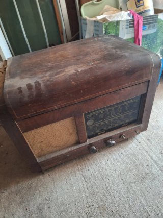 Radio Tocadiscos Antigua de Madera