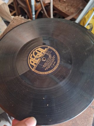 Radio Tocadiscos Antigua de Madera