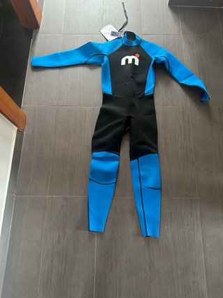 Traje de Neopreno Azul y Negro. Talla M
