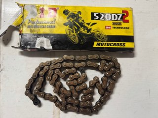 Cadena de Motocross D.I.D 520DZ2 Gold