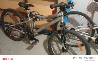 Bicicleta de montaña doble suspensión