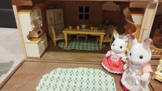 Casa Sylvanian Families con accesorios