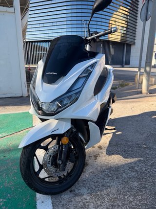 Honda PCX 125 Blanca
