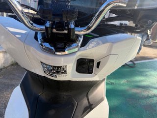 Honda PCX 125 Blanca