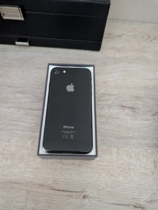 iPhone 8 64GB Gris Espacial + Caja Original