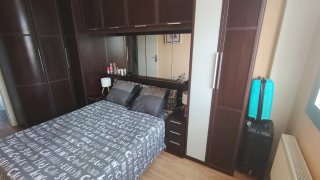 Mueble de Dormitorio con Armarios y Espejo