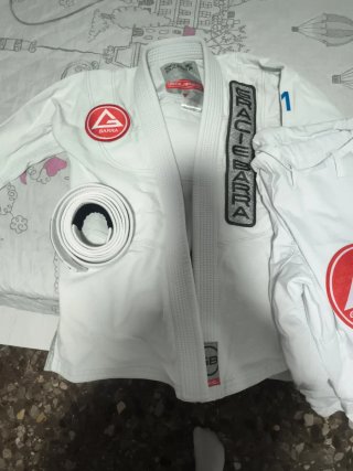 Kimono Jiu Jitsu Gracie Barra Blanco