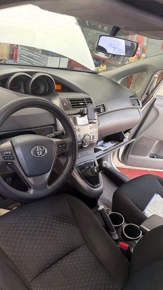 Toyota Verso 2009