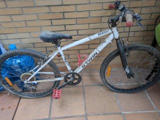 Bicicleta BTWIN Rockrider Blanca