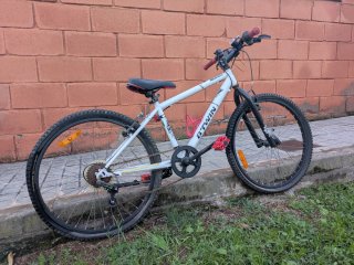 Bicicleta BTWIN Rockrider Blanca
