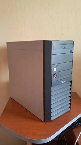 PC Sobremesa Fujitsu Siemens