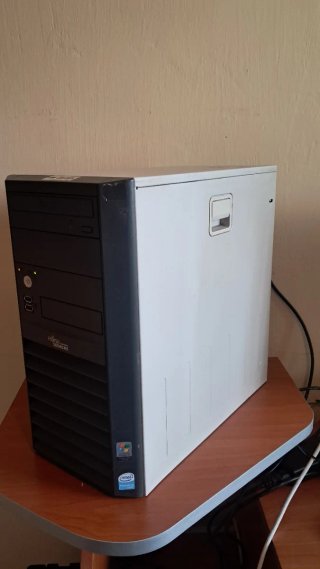 PC Sobremesa Fujitsu Siemens