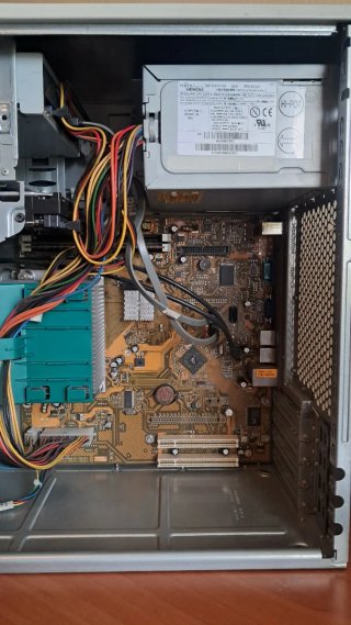 PC Sobremesa Fujitsu Siemens