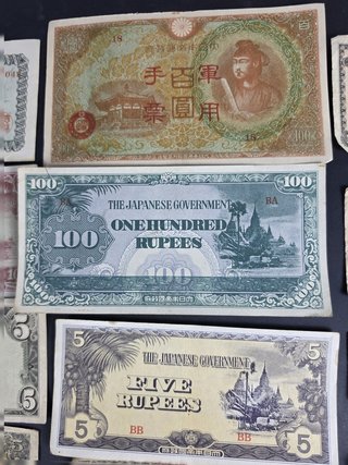 Conjunto de 15 billetes japoneses