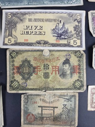 Conjunto de 15 billetes japoneses