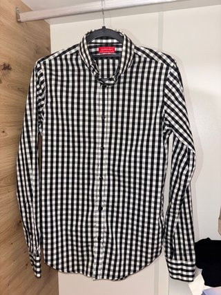 Camisa Zara Man cuadros blanco y negro