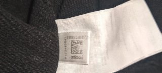 Sudadera Adidas Negra Cropped con Capucha