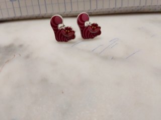 Pendientes Gato Cheshire Huevo
