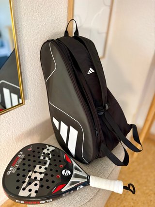 Paletero Adidas y Pala de Pádel Siux