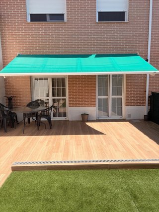 Toldo Extensible Manual Grande