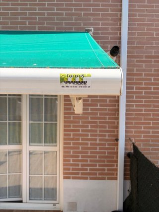 Toldo Extensible Manual Grande