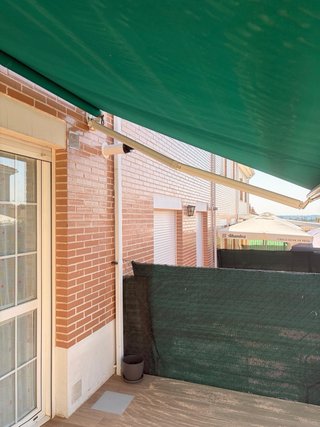 Toldo Extensible Manual Grande