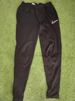 Pantalón deportivo Nike negro