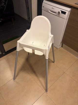 Trona IKEA blanca